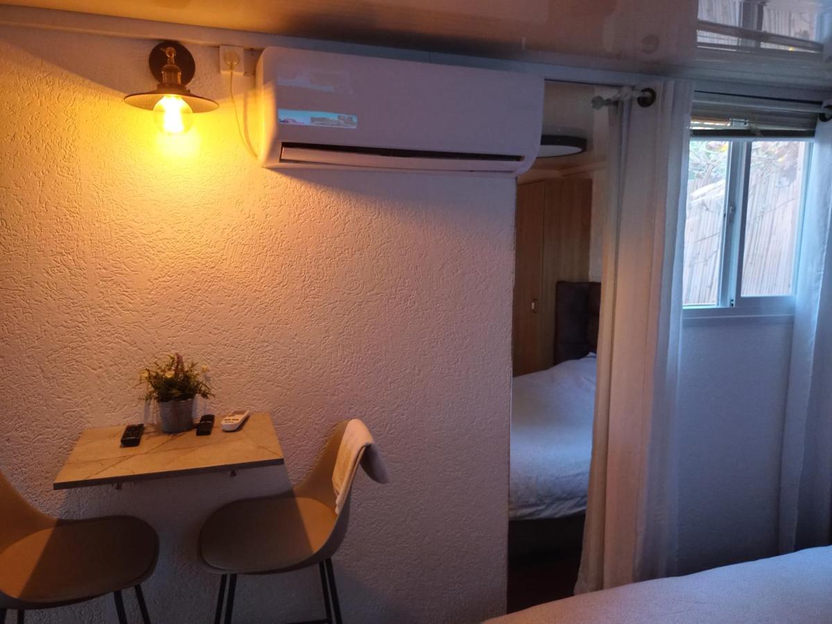 Апартаменты קאסה גומז Kiryat Ekron Экстерьер фото